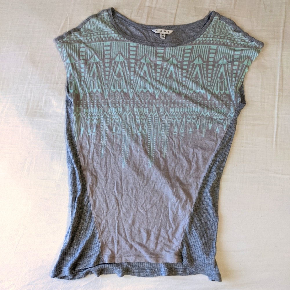 CAbi Sleeveless Printed Top Small